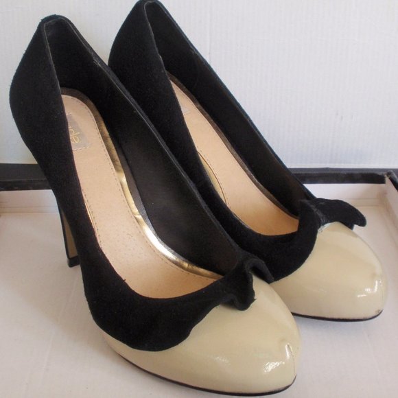 NUDE FOOTWEAR BLACK BEIGE PATENT LEATHER SUEDE RUFFLE PUMP HEELS  7.5 NEW - Picture 8 of 9